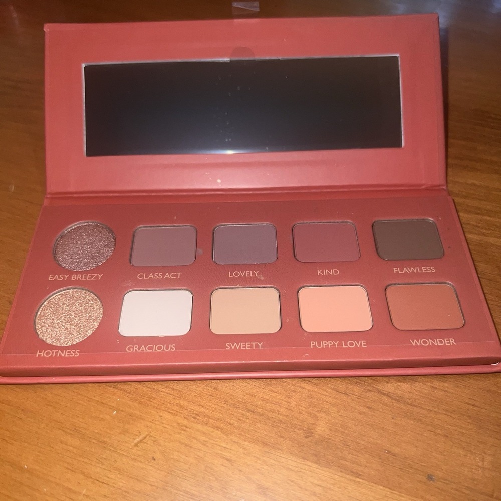 NEW Simple Delight By Cosmyfy Pressed Pigment Palette Eyeshadow - Picture 2 of 6